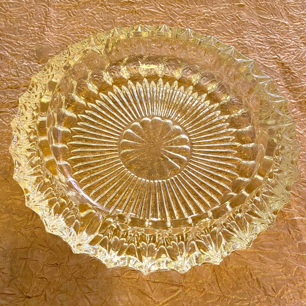 DIAMOND POINT CRYSTAL CIGAR ASHTRAY
